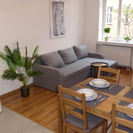 Apartament Love On 5 - Milosc Na 5 Legnica Dış mekan fotoğraf